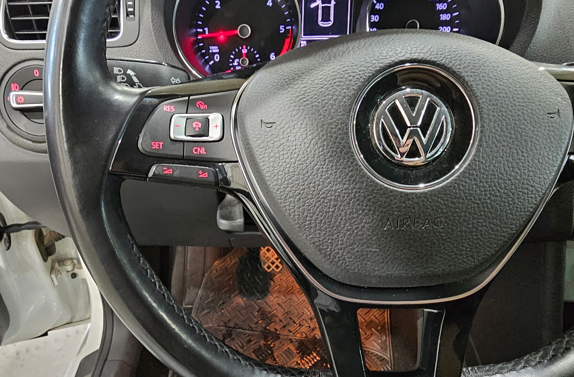 Volkswagen Polo Sport 1.4 TDI - foto 21