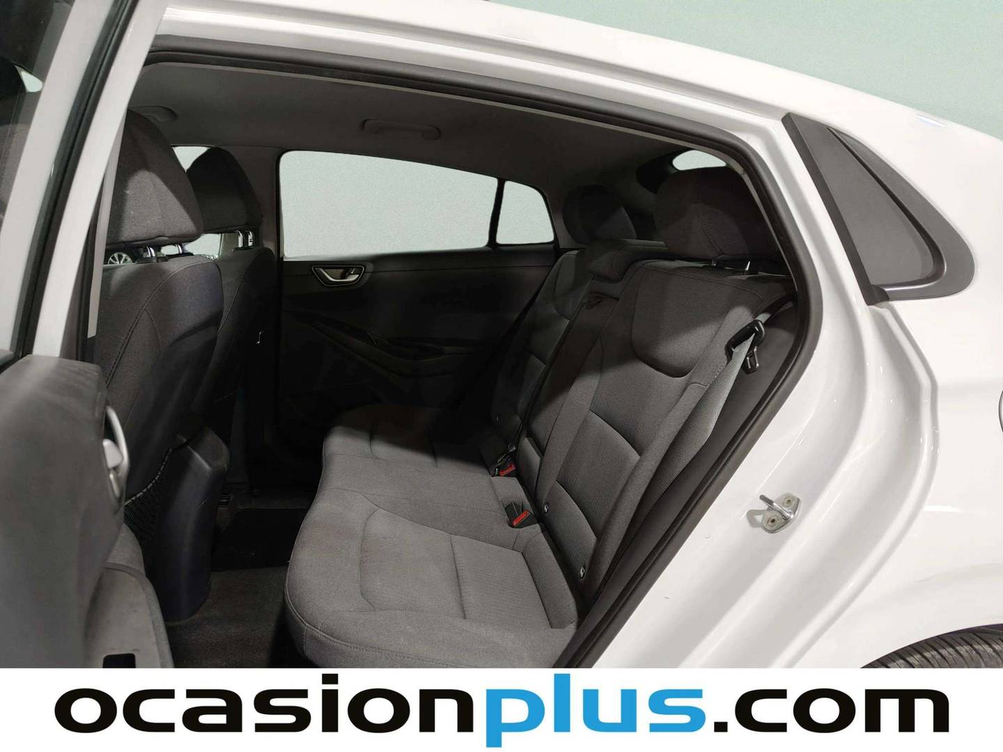 Foto asientos traseros Hyundai IONIQ Hyundai Ioniq 1.6 GDI HEV Klass (141 CV)