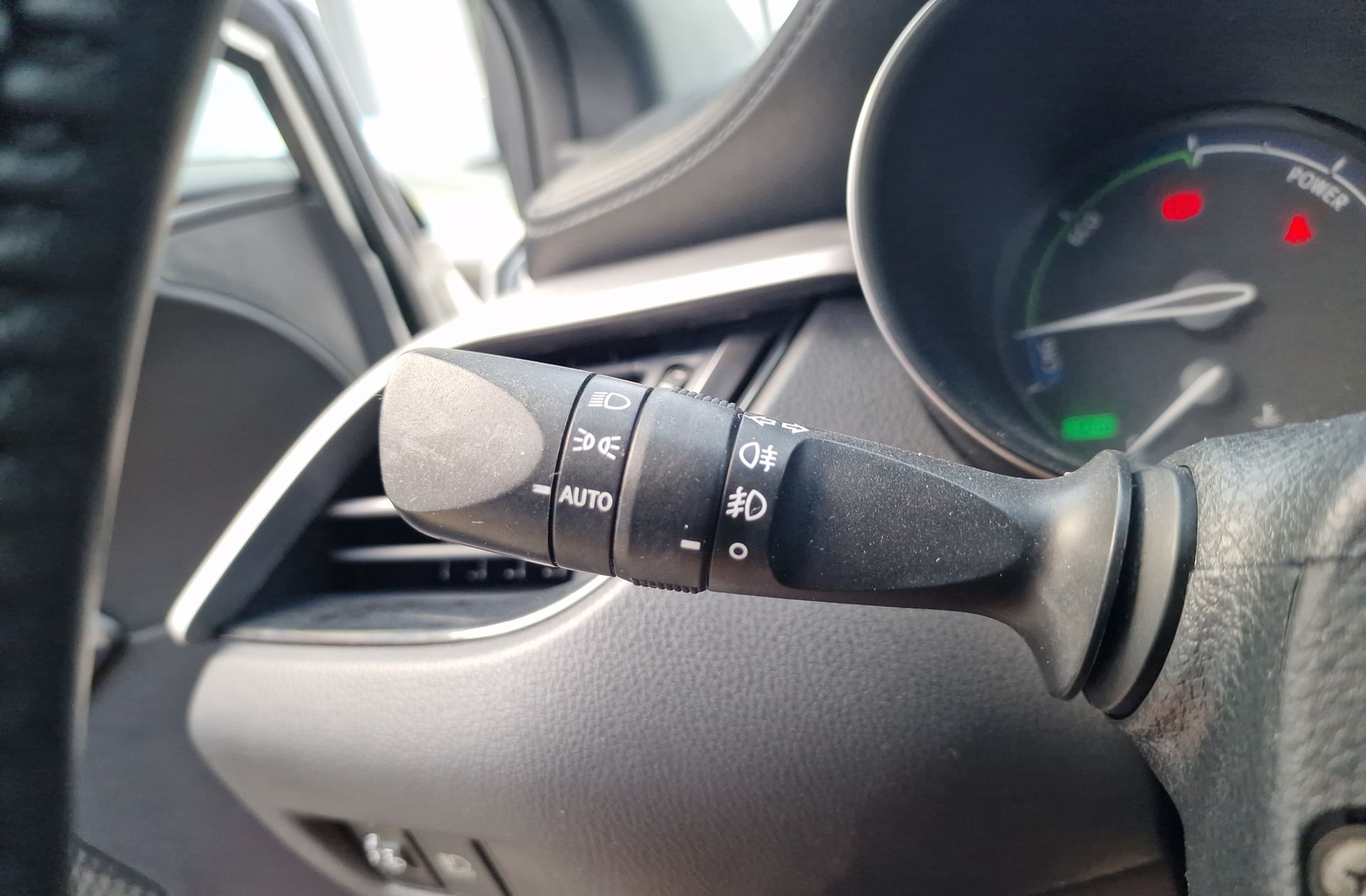 Toyota C-HR 1.8 125H Active - foto 20