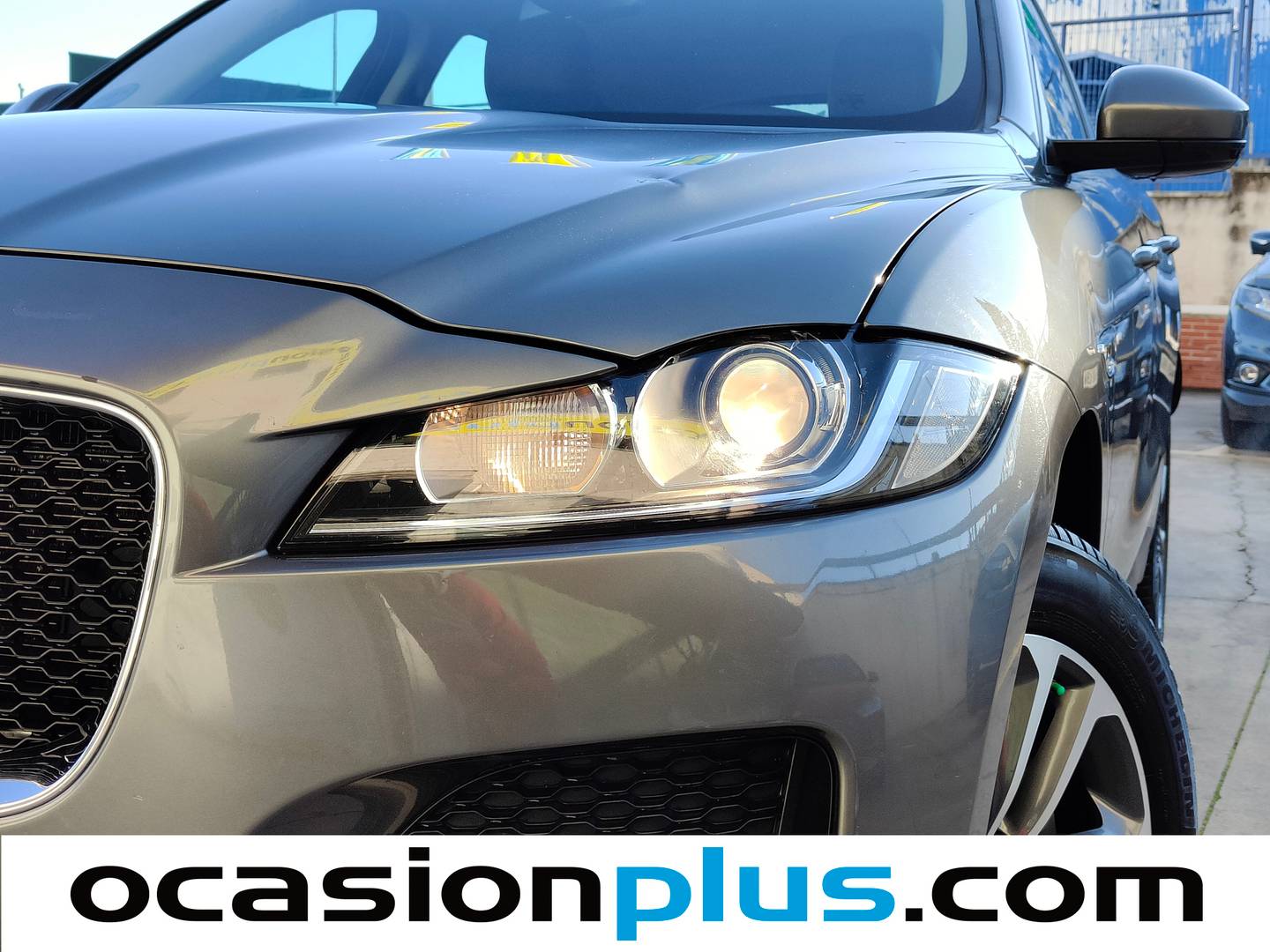 Foto Jaguar F-Pace Jaguar F-PACE 2.0L i4D Prestige AWD Auto (180 CV)