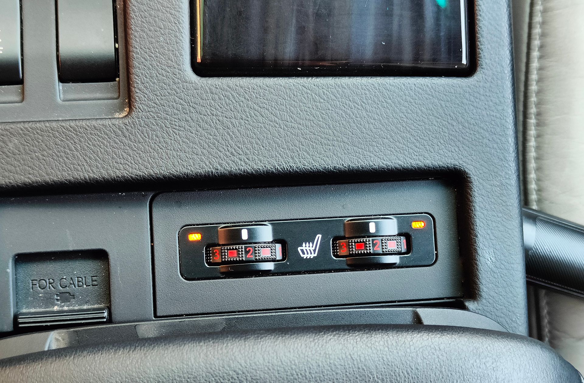 Lexus RX 450h Luxury - foto 7