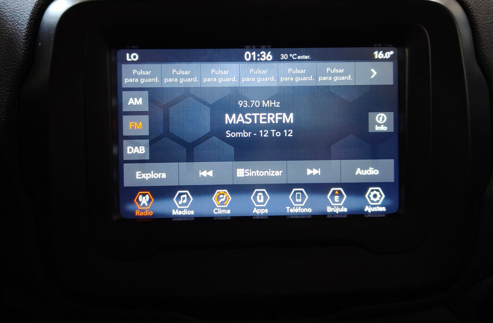 Jeep Renegade 1.0G Night Eagle II 4x2 - foto 30