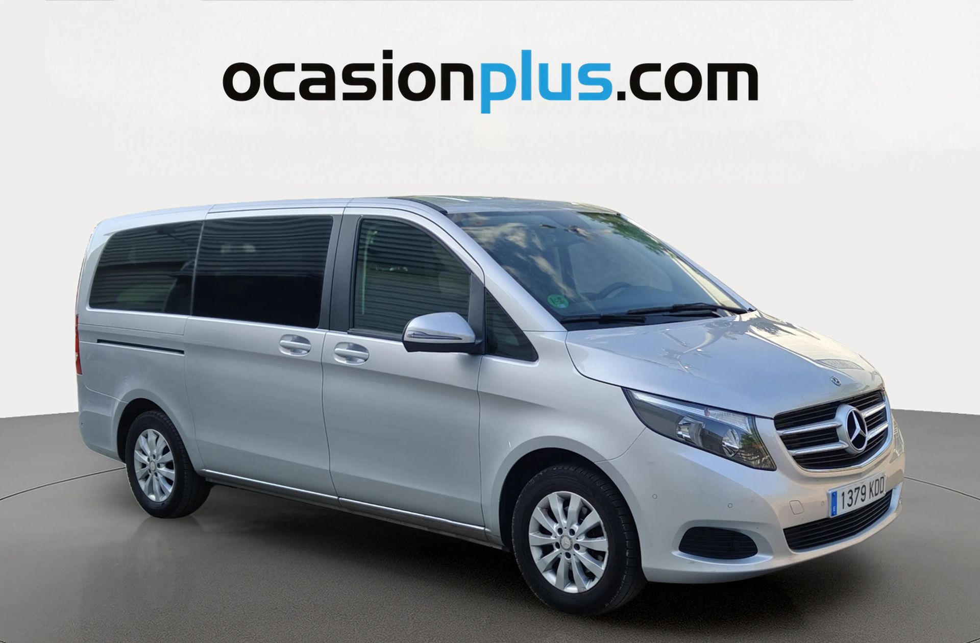 Mercedes-Benz Clase V 220 d Largo Camper 6 plazas - foto 2