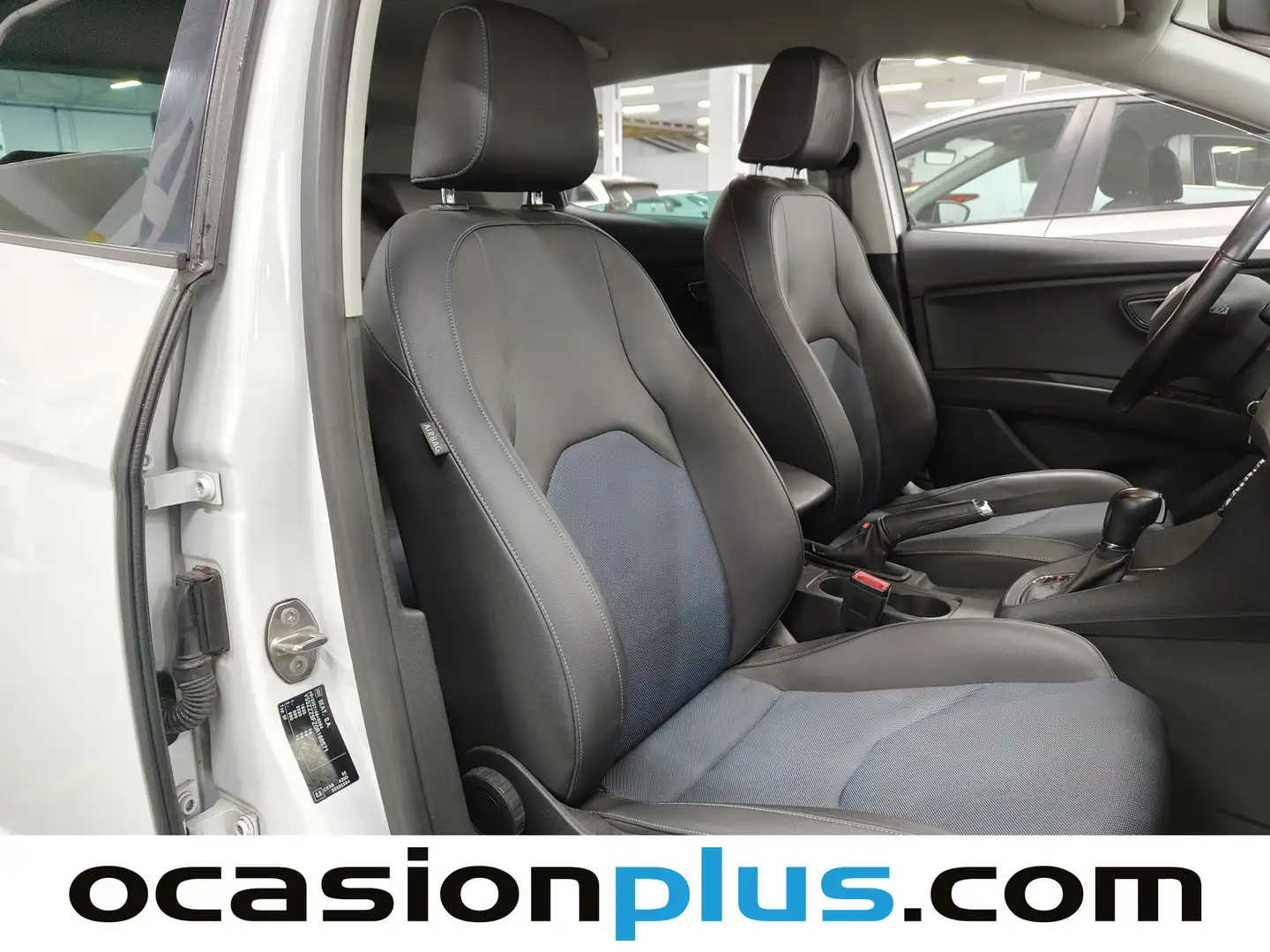 Foto Seat León SEAT León 1.6 TDI St&Sp Style Connect Plus DSG (110 CV)