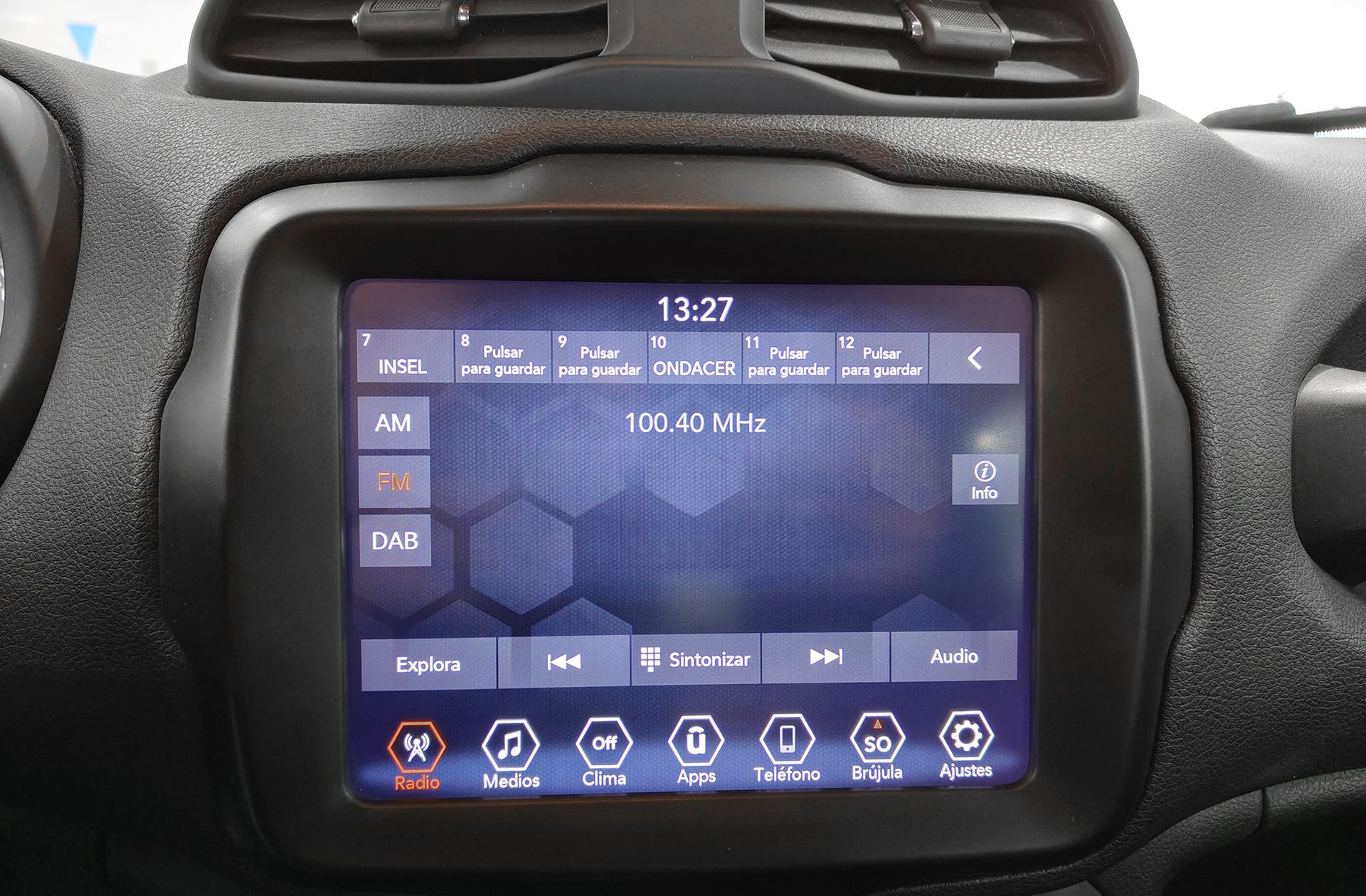 Jeep Renegade eHybrid 1.5 Limited ATX - foto 28