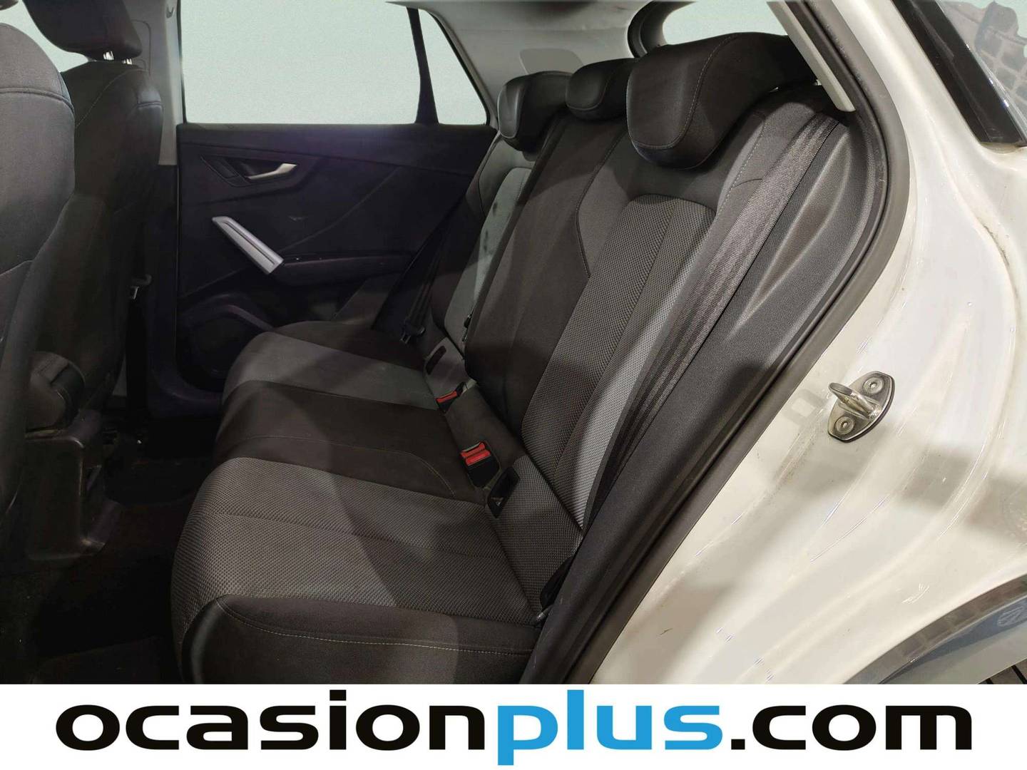 Foto asientos traseros Audi Q2 Audi Q2 design 30 TFSI (116 CV)