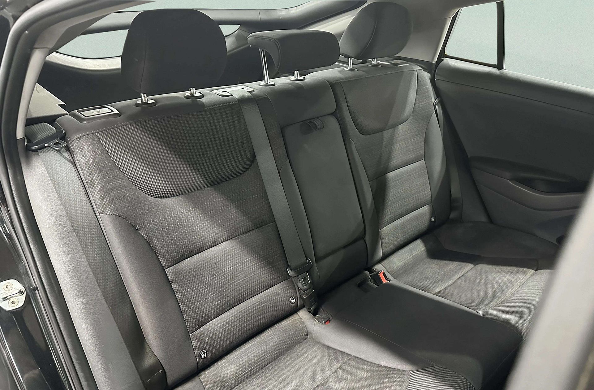 Hyundai Ioniq 1.6 GDI HEV Klass Nav DCT - foto 13