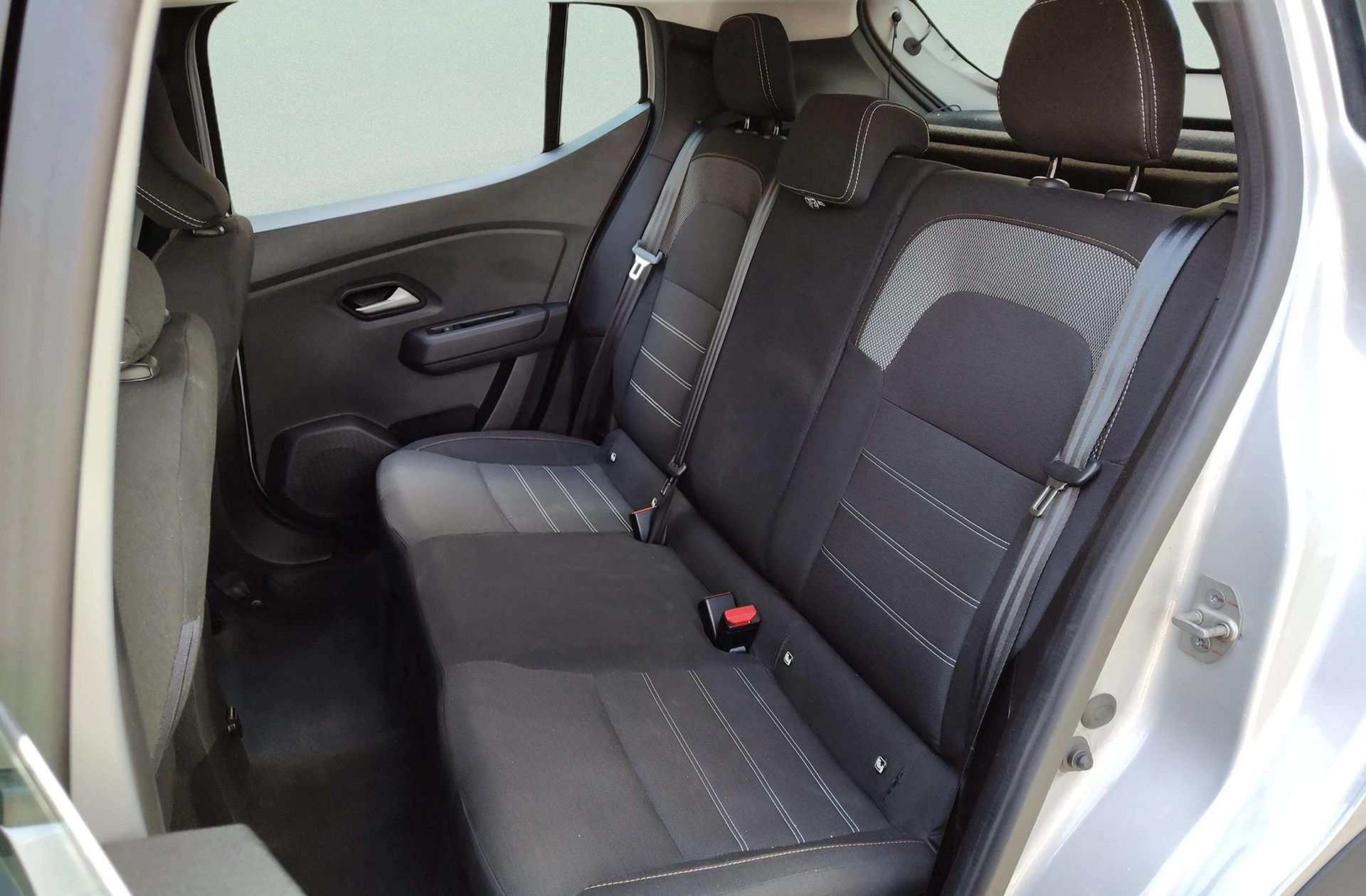 Dacia Sandero Stepway Expression TCe - foto 12