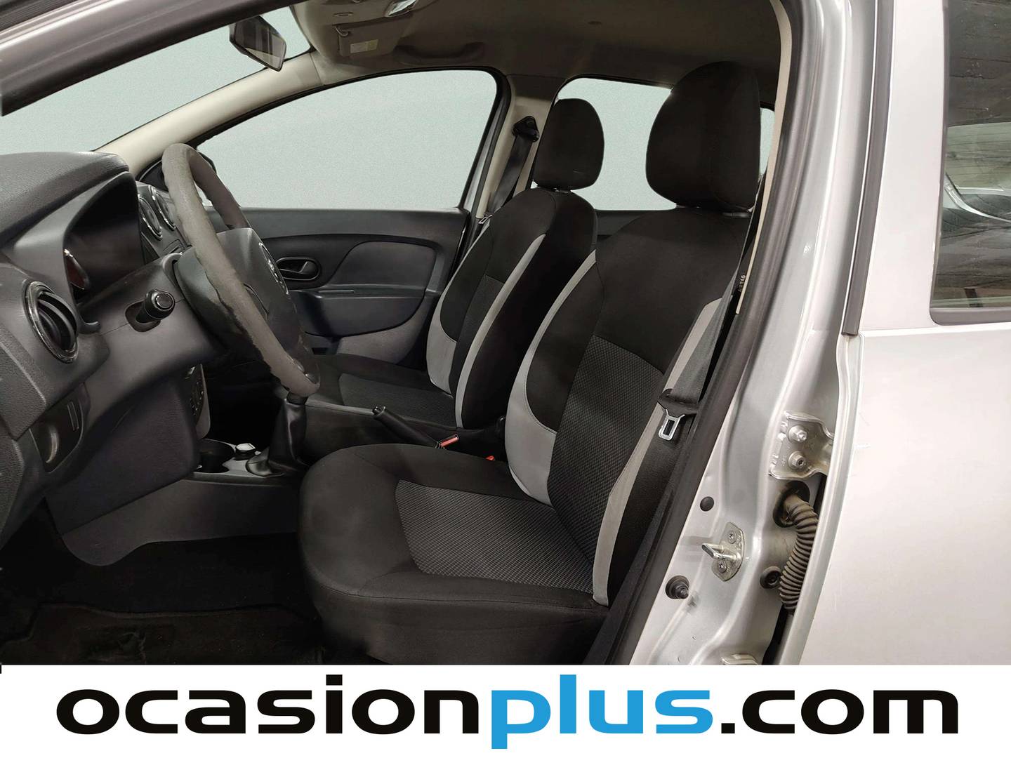 Foto asientos delanteros Dacia Sandero Dacia Sandero 1.2 Ambiance (75 CV)