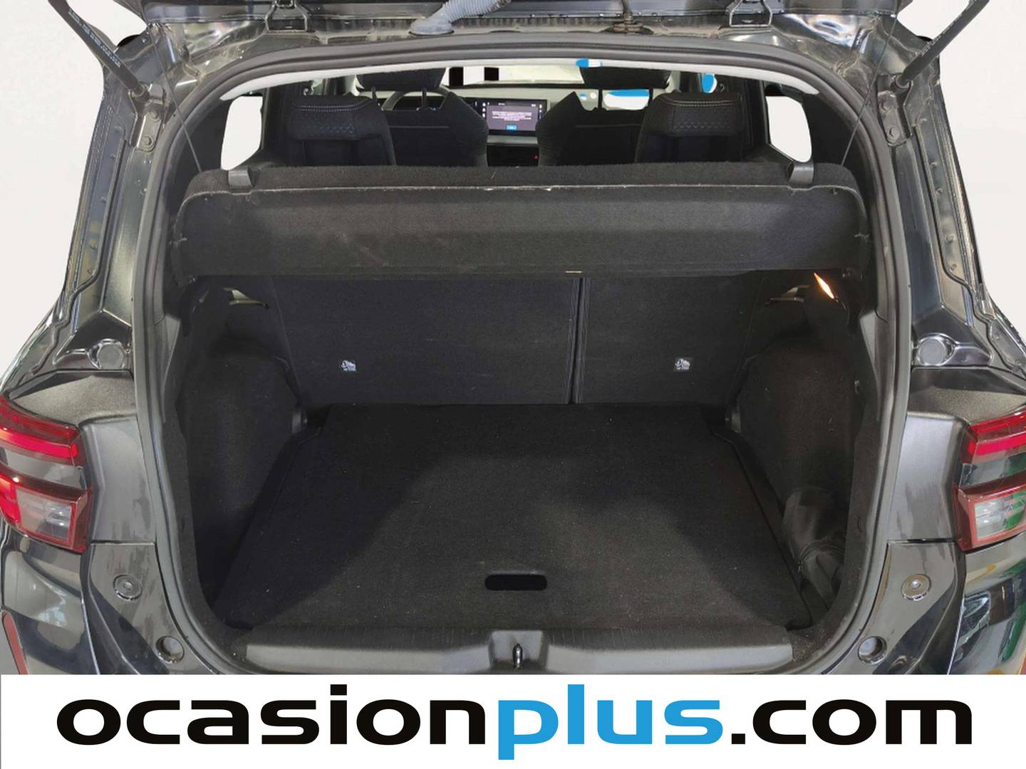Fotos maletero Opel Frontera Opel Frontera 1.2T XHT Hybrid eDCT6 GS (136 CV)