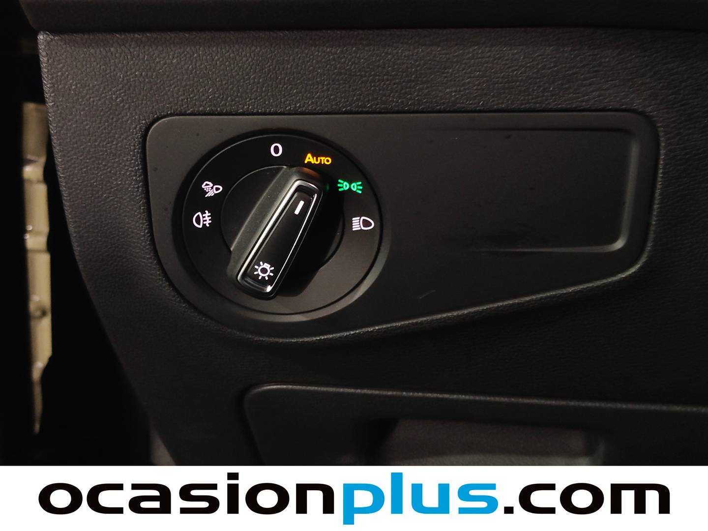 Volkswagen Tiguan Volkswagen Tiguan Urban Sport 2.0 TDI (150 CV) DSG seminuevo