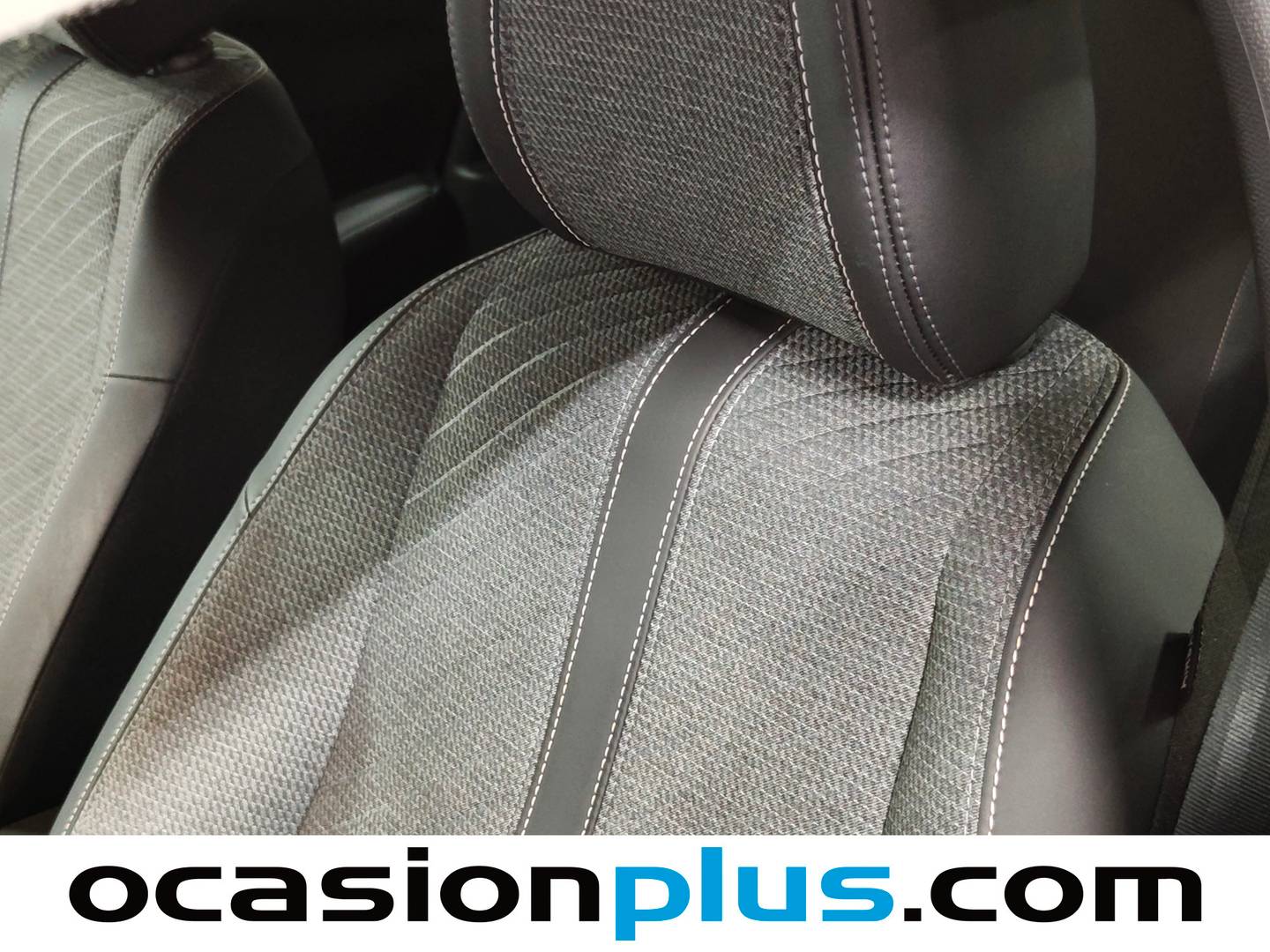 Extras y acabados del Peugeot 208 Peugeot 208 PureTech 100 Allure (100 CV)