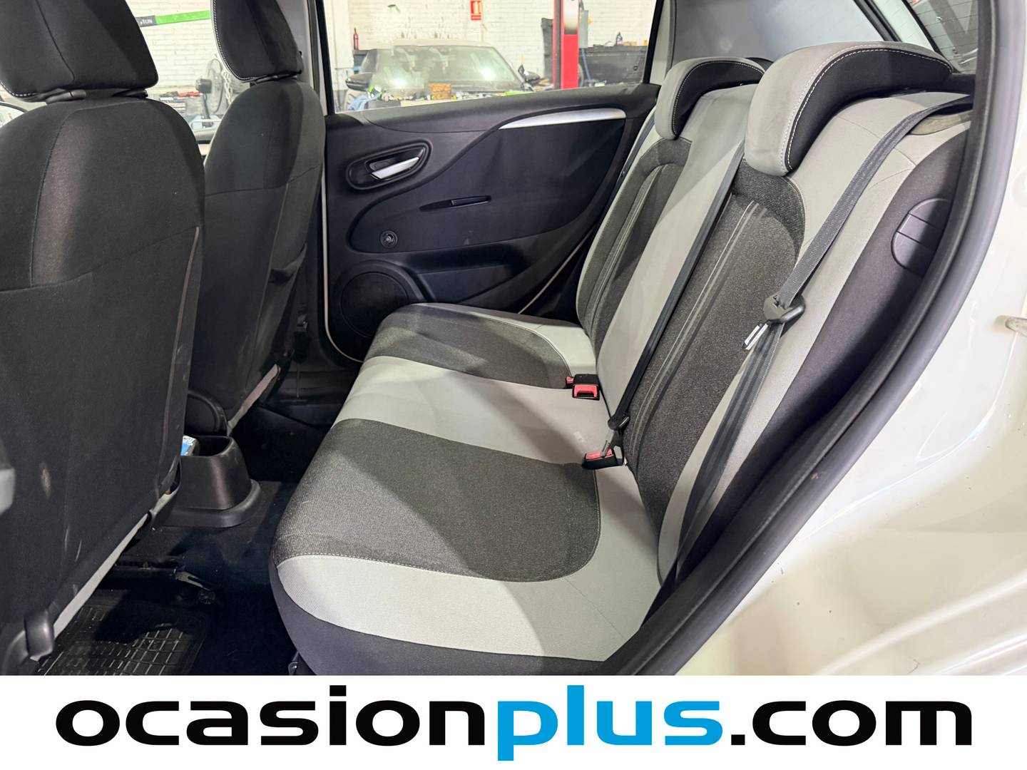 Foto asientos traseros Fiat Punto Fiat Punto 1.3 Multijet Easy (75 CV)