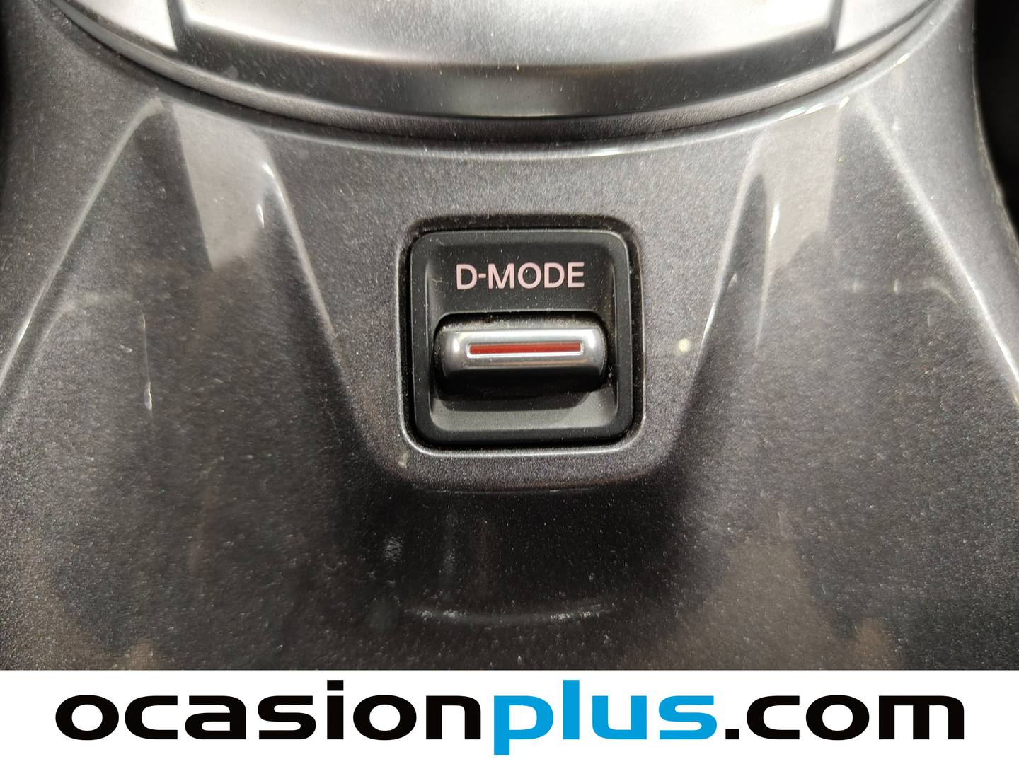 Foto Nissan JUKE Nissan Juke DIG-T N-Connecta 4x2 (114 CV)