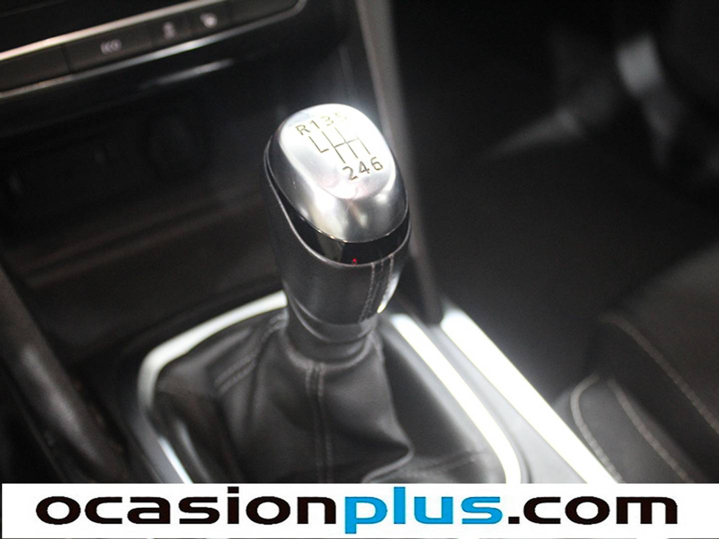 Foto Renault Mégane Renault Megane Sport Tourer Zen TCe (140 CV) GPF