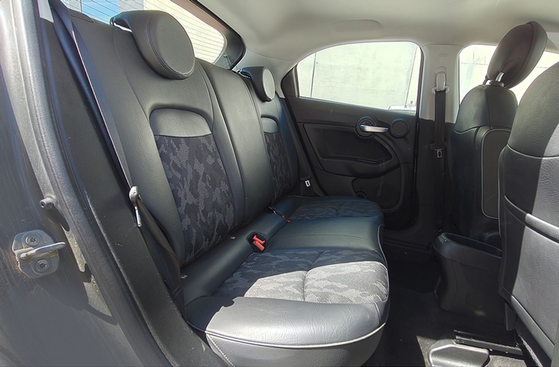Fiat 500X 1.6 MultiJet Cross 4x2 - foto 16