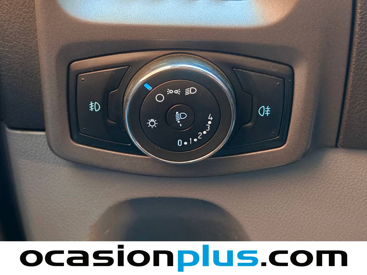 Ford Transit Custom Ford Transit Custom Furgon 2.2 TDCI 250 L1 Ambiente (100 CV) 3 Plazas CAMPER de ocasión