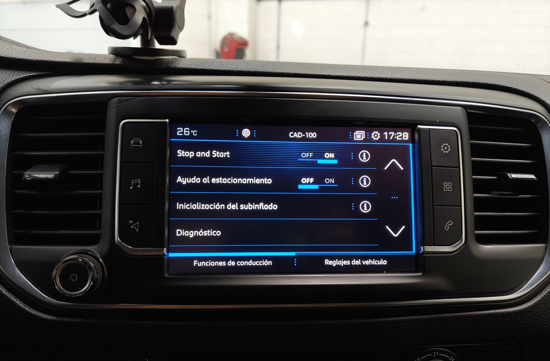 Peugeot Traveller 1.6 BlueHDi Business Compact - foto 9