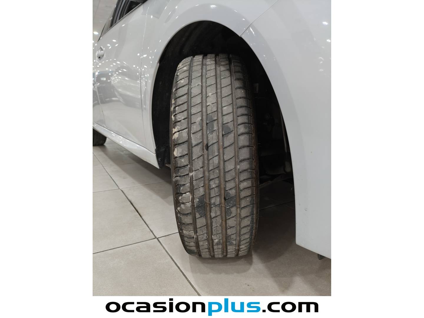 Peugeot 208 Peugeot 208 PureTech 100 Allure (100 CV) 2025