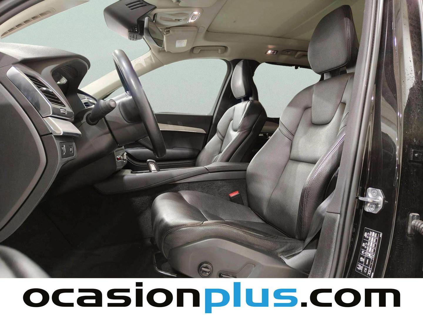 Foto asientos delanteros Volvo XC90 Volvo XC90 B5 D Momentum Pro AWD Auto (235 CV) 4x4 7 Plazas
