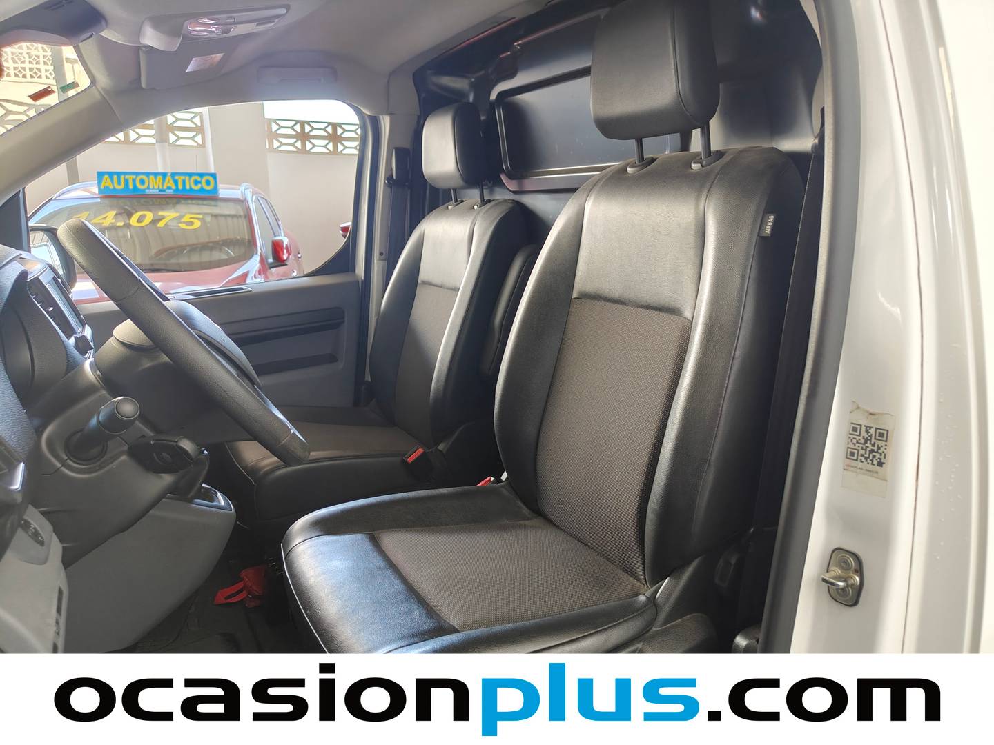 Foto asientos delanteros Citroën Jumpy Citroën Jumpy Furgon BlueHDi 100 Talla XL (102 CV)
