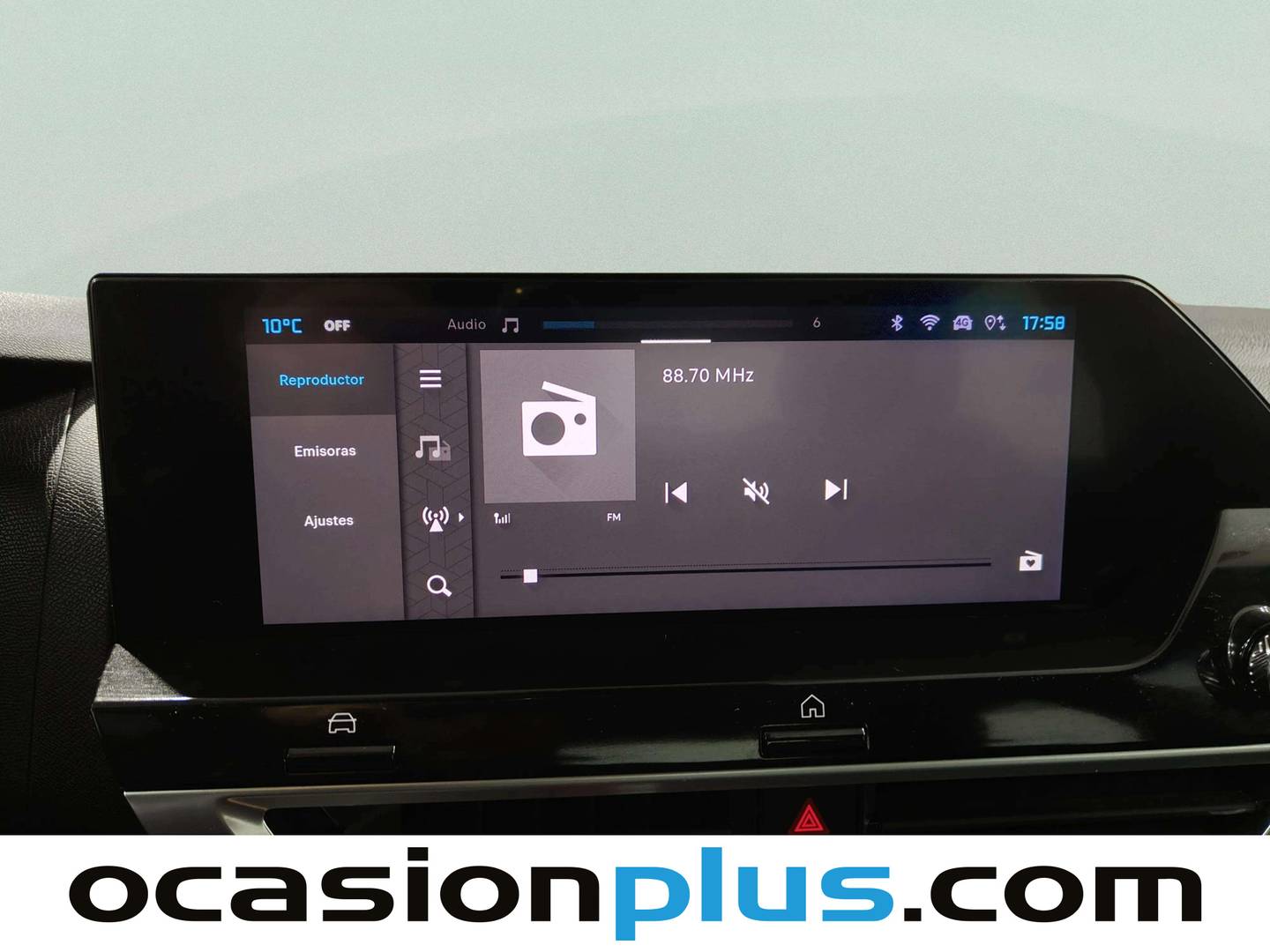 Foto Citroën C4 X Citroen C4 X PureTech 130 S&S Plus EAT8 (131 CV)