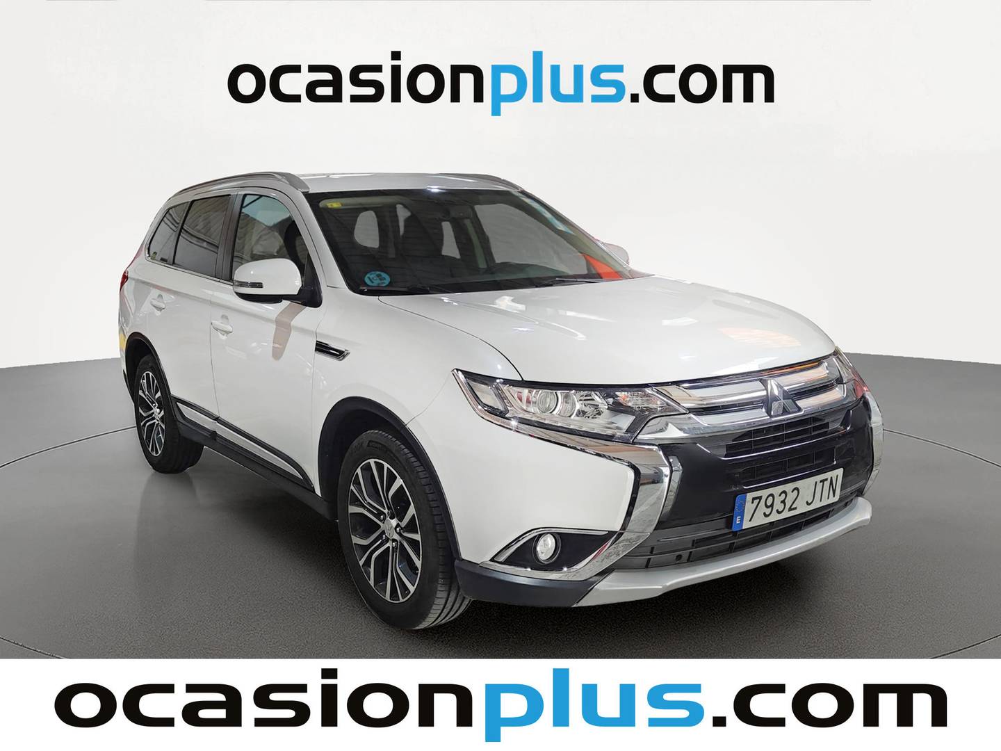 Foto delantera Mitsubishi Outlander Mitsubishi Outlander 200 MPI Motion 2WD CVT (150 CV) derecha