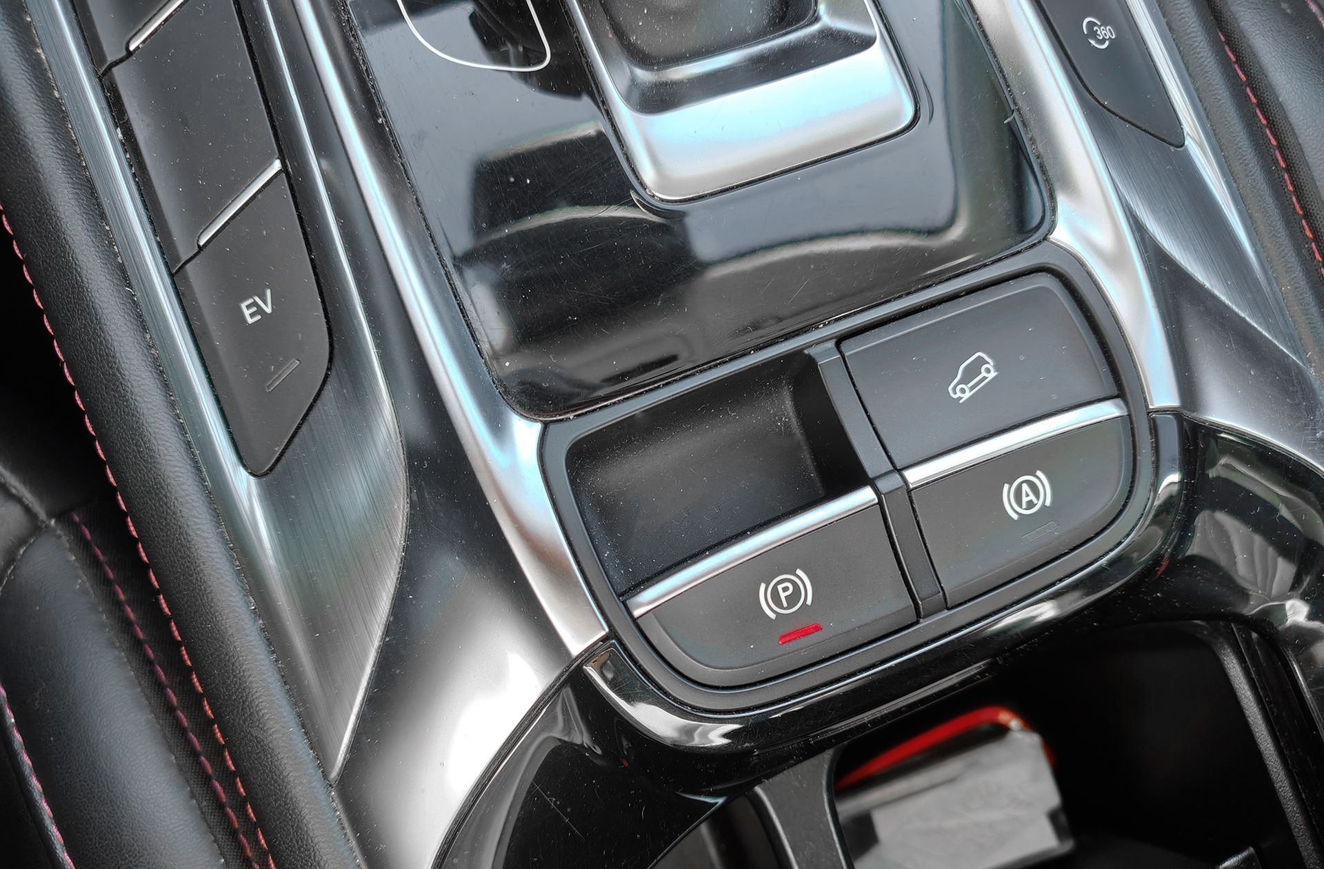 MG eHS 1.5 T-GDi PHEV Luxury - foto 32
