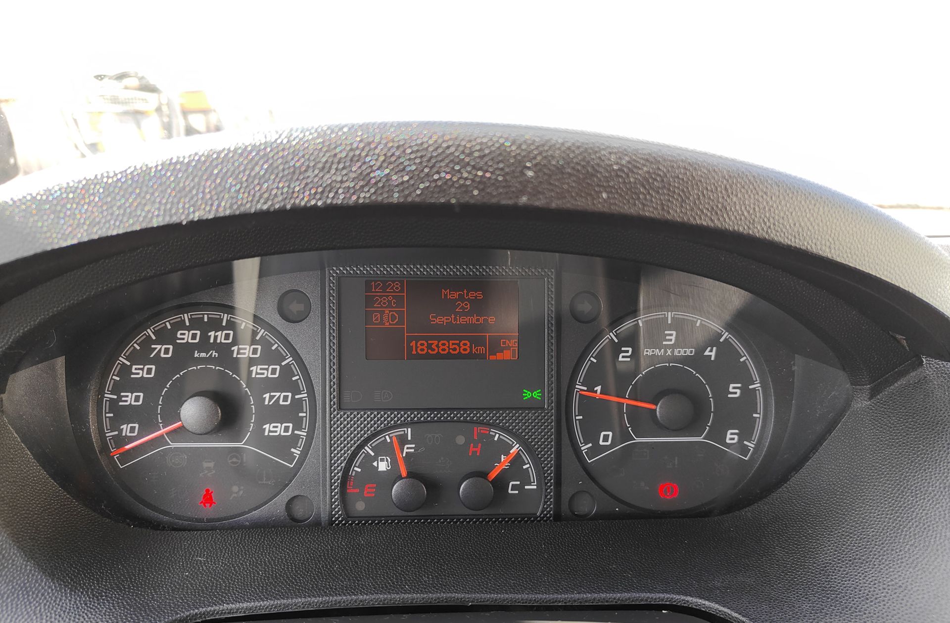 Fiat Ducato Furgon 3.0 Natural Power GNC 35 L2H2 - foto 14
