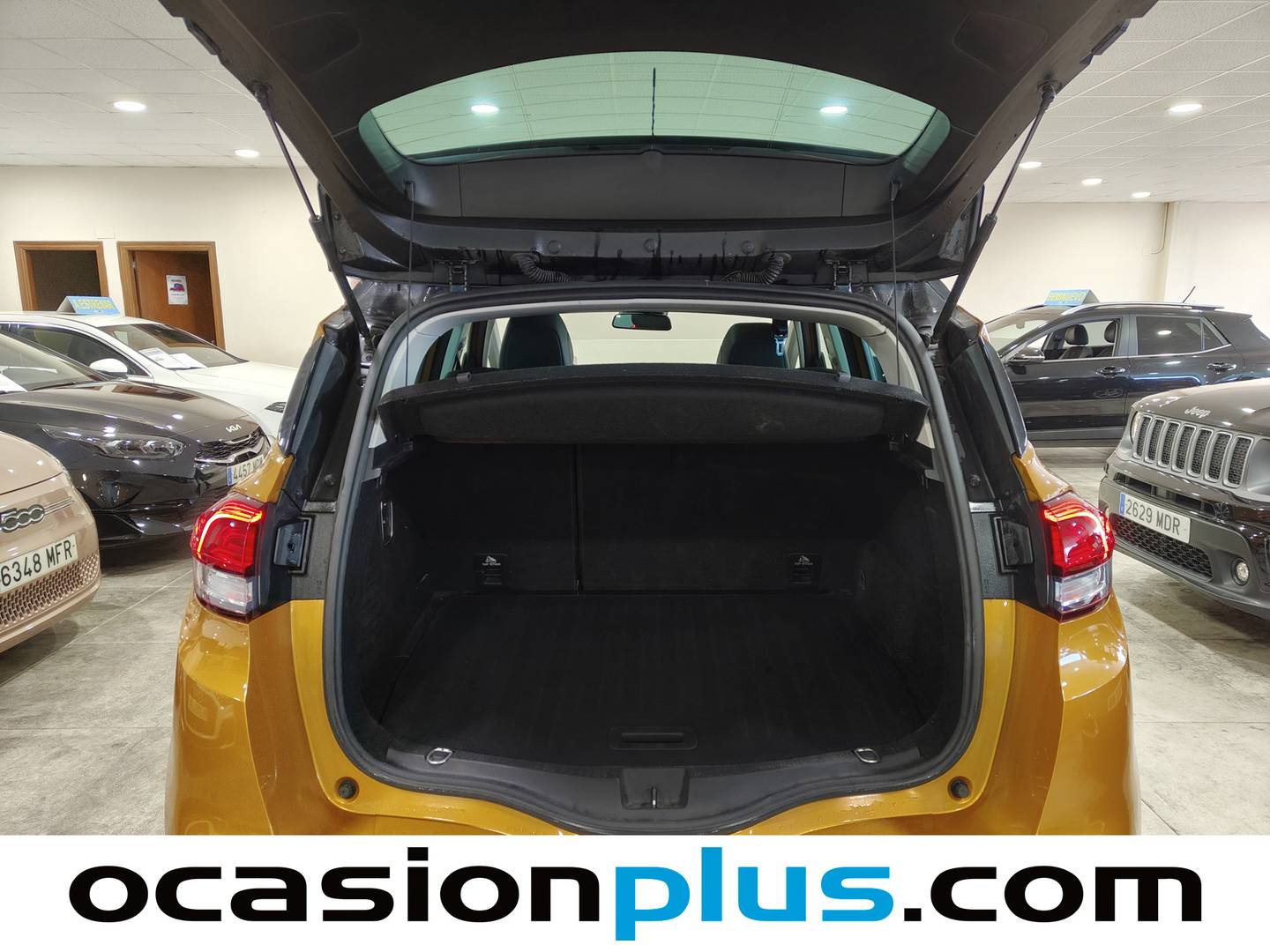 Foto Renault Scénic Renault Scenic Zen Energy TCe (130 CV)