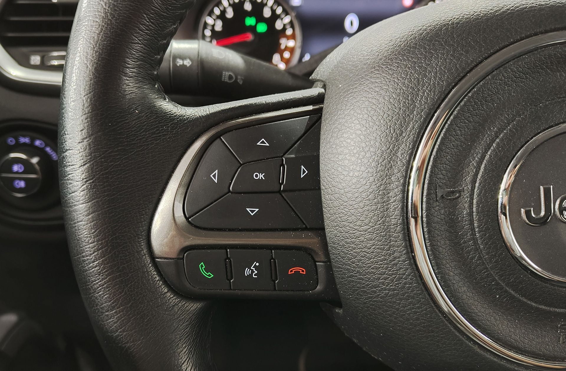 Jeep Renegade 1.3G Limited 4x2 Ddct - foto 30