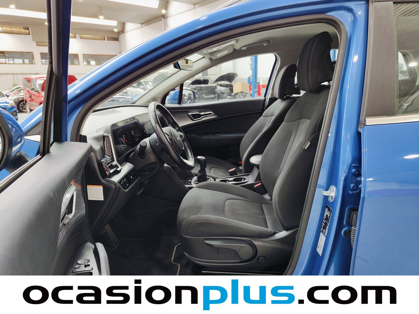 Foto asientos delanteros KIA Sportage KIA Sportage 1.6 T-GDi MHEV Drive 4x2 (150 CV)