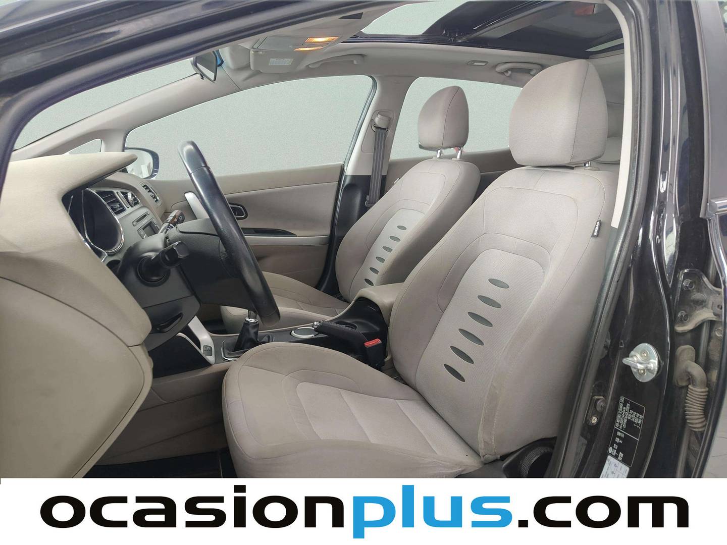 Foto asientos delanteros KIA Ceed KIA Ceed 1.6 CRDi VGT Drive (128 CV)