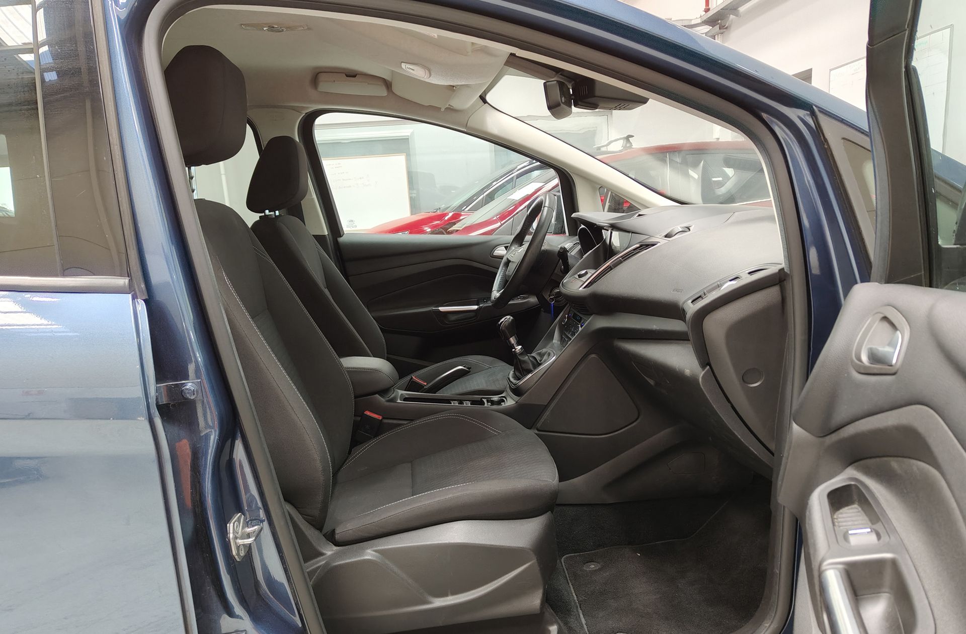 Ford C-Max 1.0 EcoBoost Trend+ - foto 16