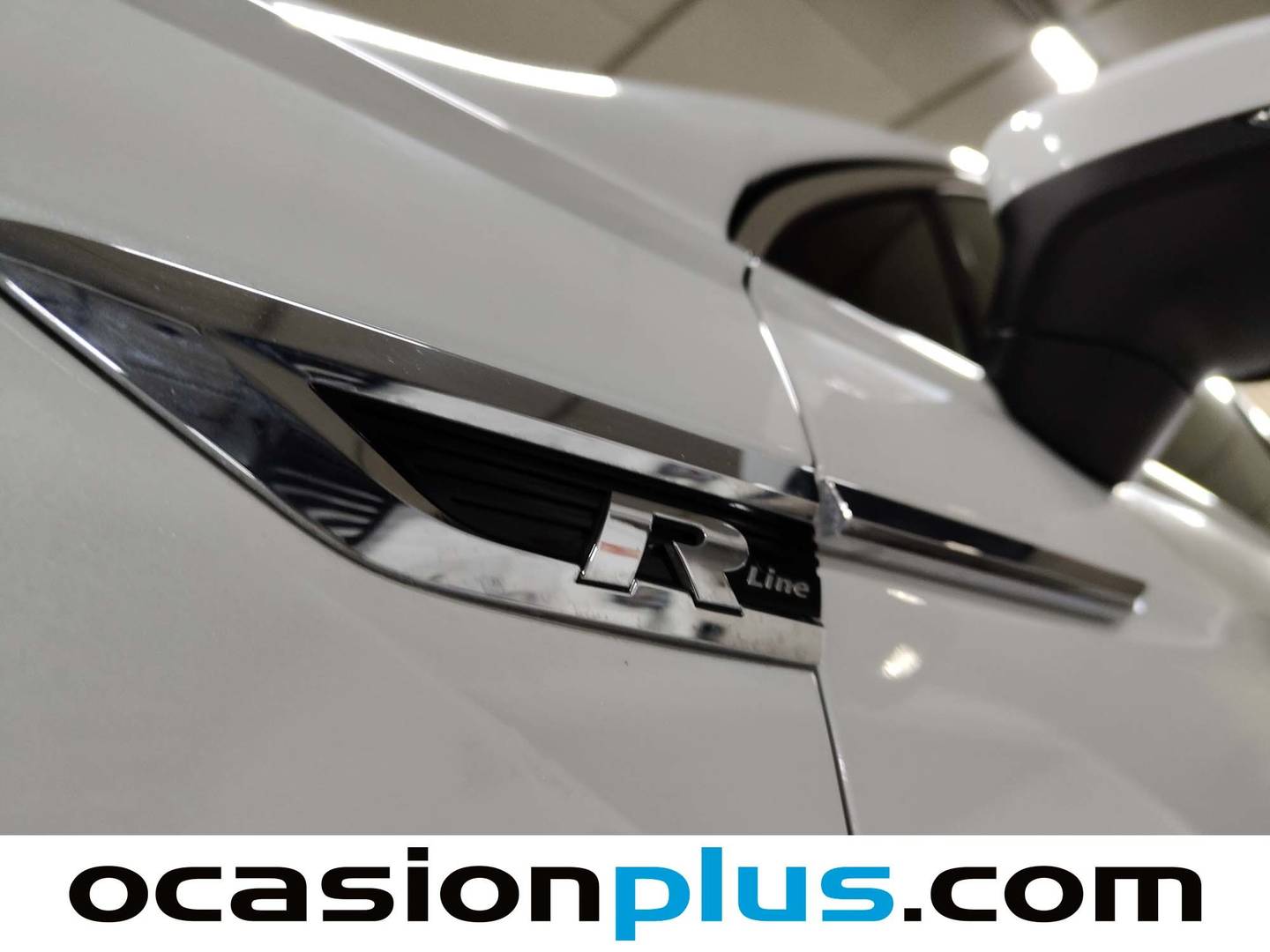 Foto Volkswagen Tiguan Volkswagen Tiguan Sport 2.0 TDI BMT 4Motion Pack R-line (240 CV) DSG