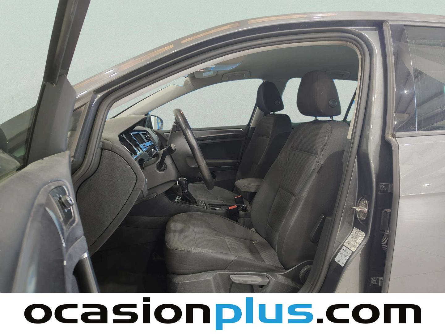 Foto asientos delanteros Volkswagen Golf Volkswagen Golf Advance 1.4 TSI (125 CV) DSG