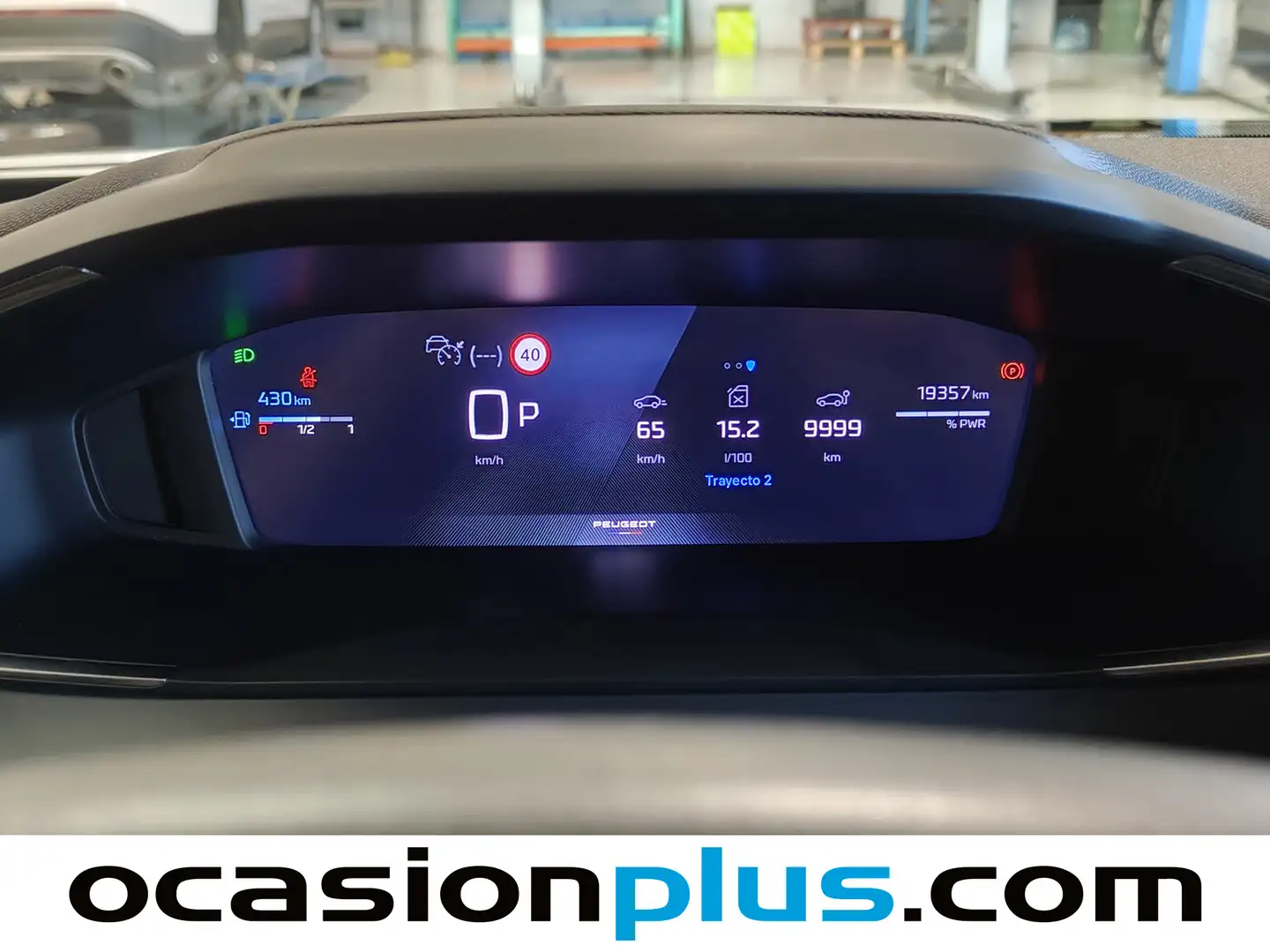 Foto Peugeot 2008 Peugeot 2008 Allure Hybrid eDCS6  (145 CV)