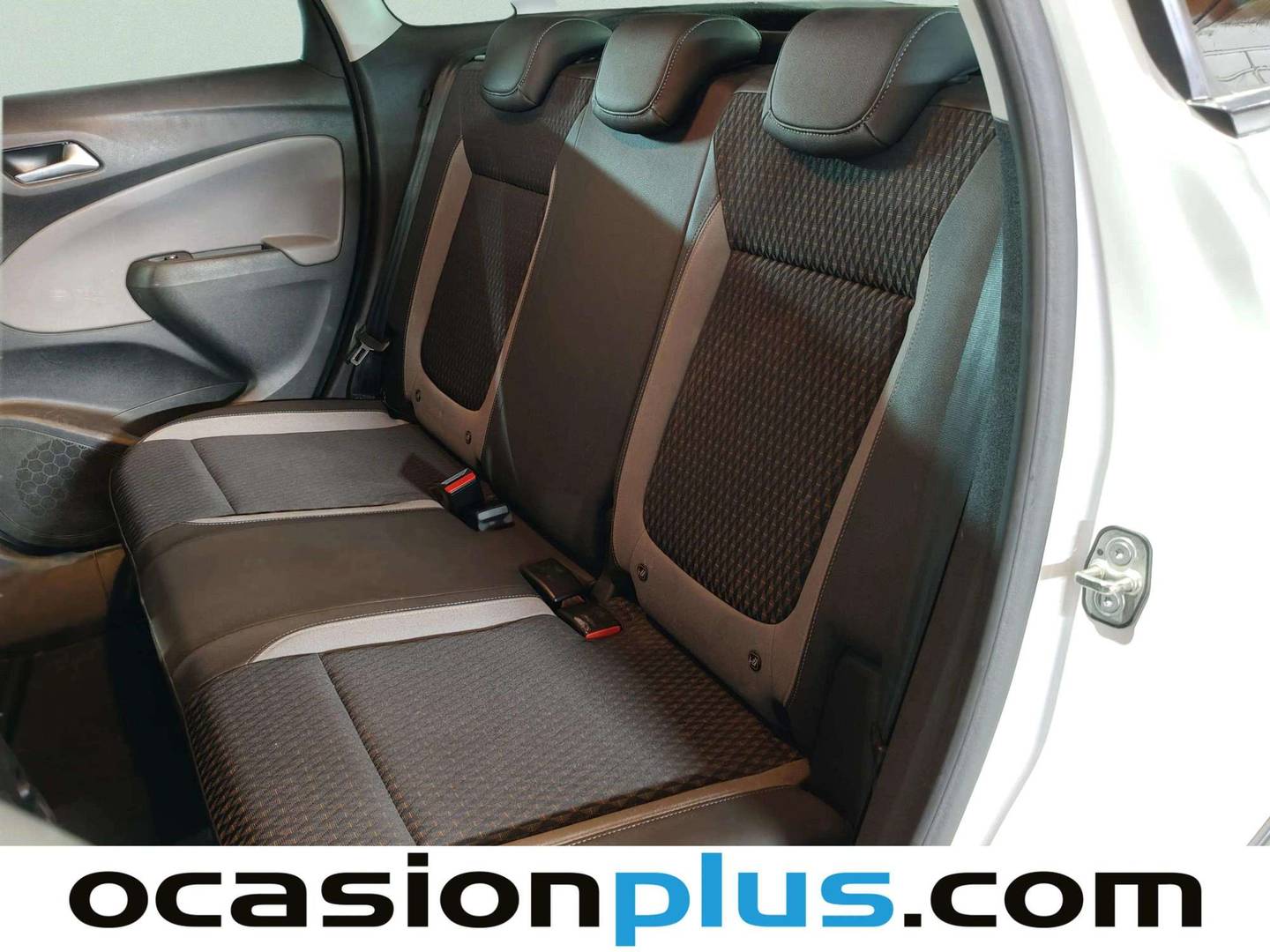 Foto asientos traseros Opel Crossland X Opel Crossland X 1.2 Innovation (130 CV)