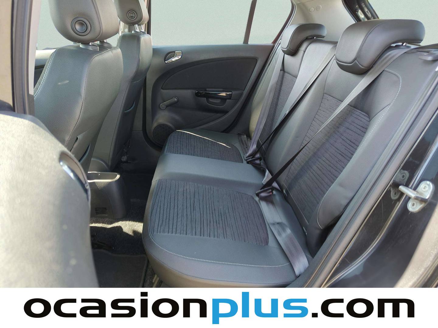 Foto asientos traseros Opel Corsa Opel Corsa 1.2 S&S Selective (85 CV)