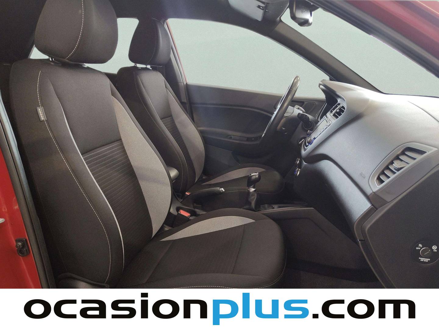 Hyundai i20 Hyundai i20 1.2 MPI Elegant Nav (84 CV) al mejor precio