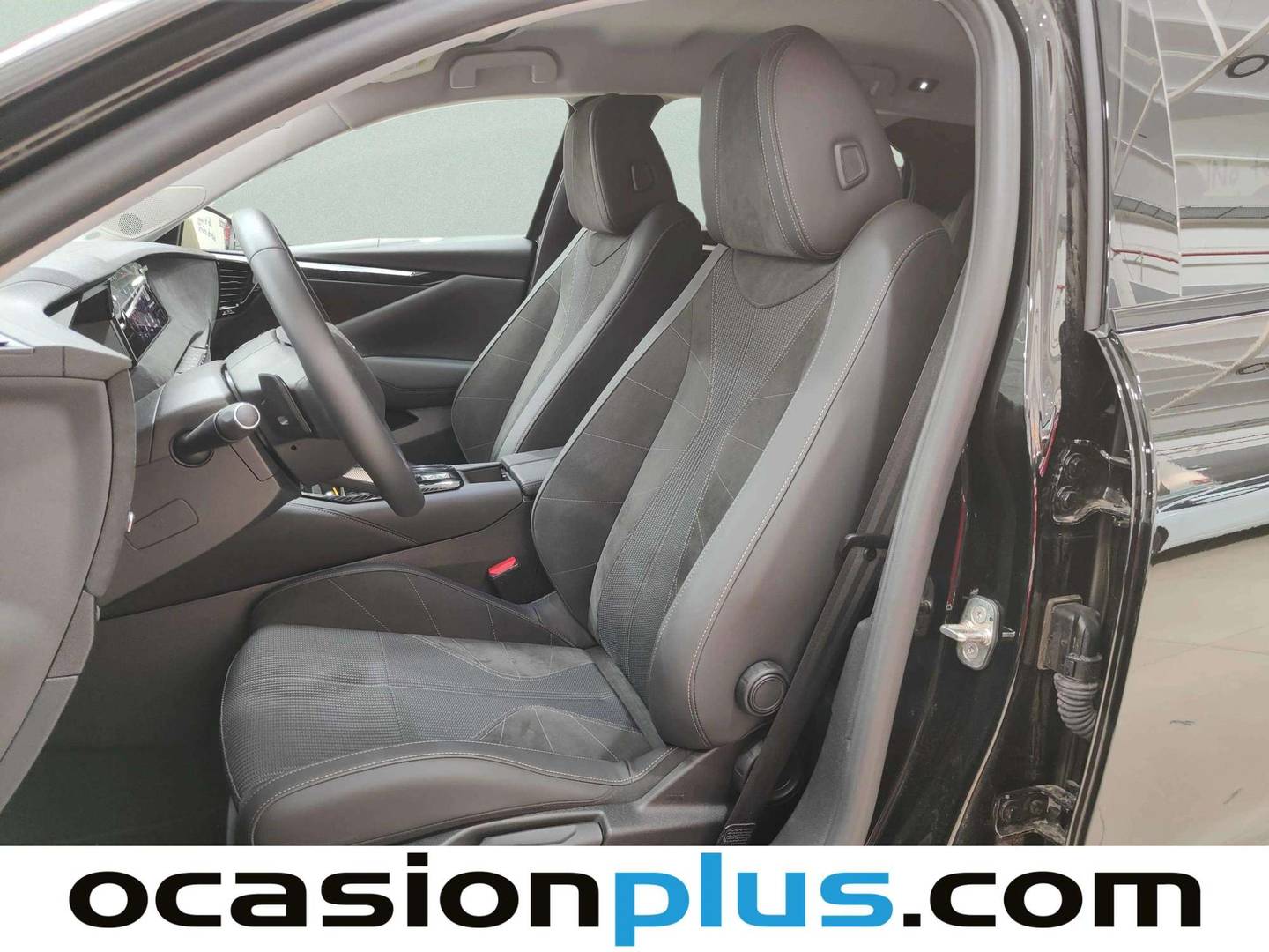 Foto asientos delanteros DS Nº4 DS Nº4 Hybrid Performance Line Auto (145 CV)