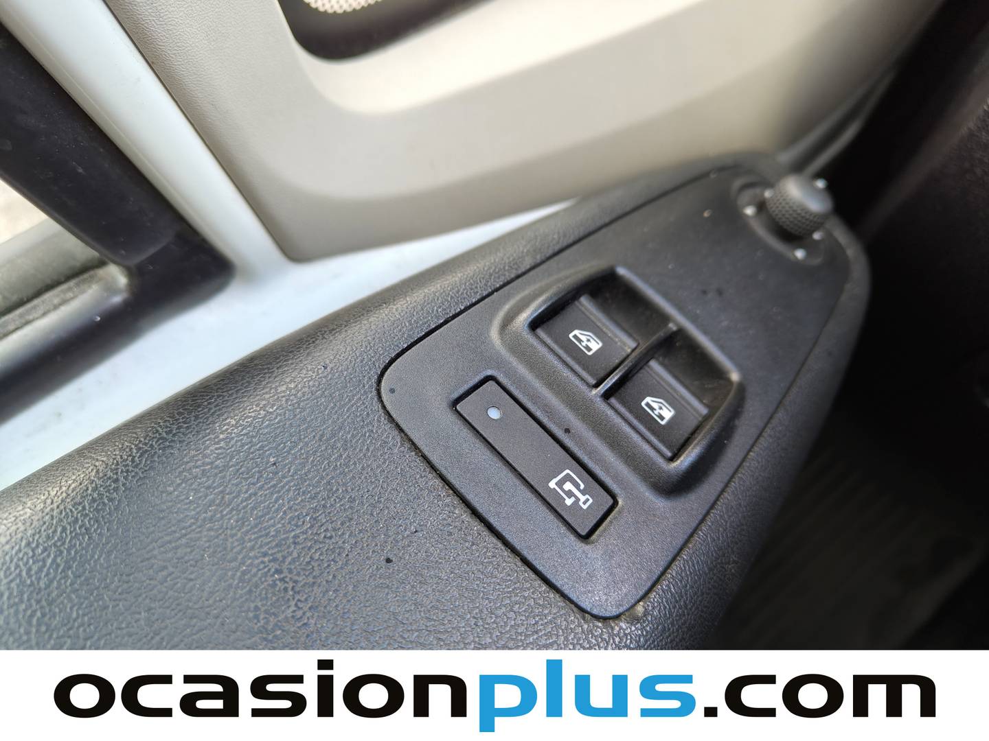 Foto Peugeot Boxer Peugeot Boxer BlueHDi 140 S&S 333 L2H1 (140 CV)