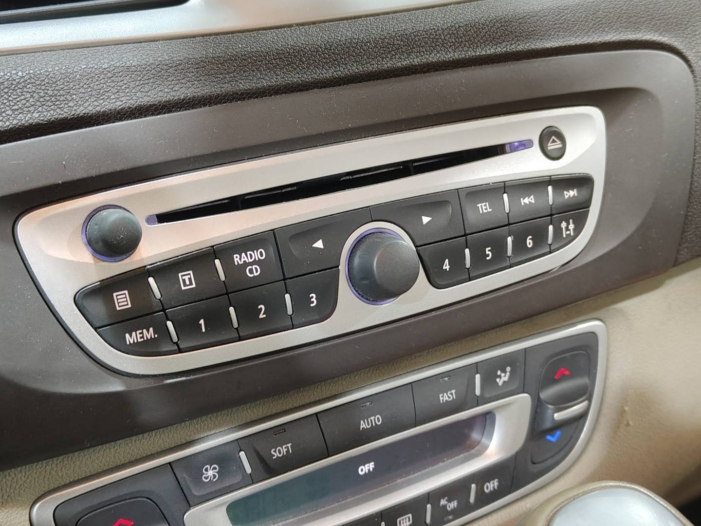 Foto Renault Scénic Renault Scenic 2.0 Privilege CVT  (142 CV)