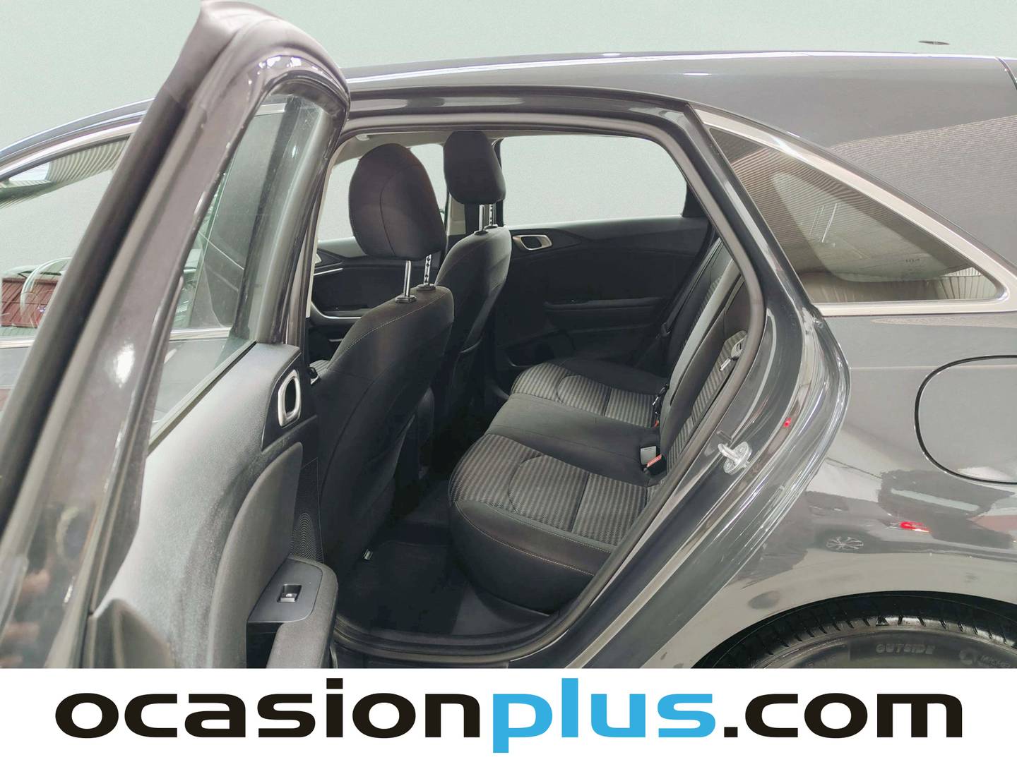 Foto asientos traseros KIA Ceed KIA Ceed 1.0 T-GDi Drive (120 CV)