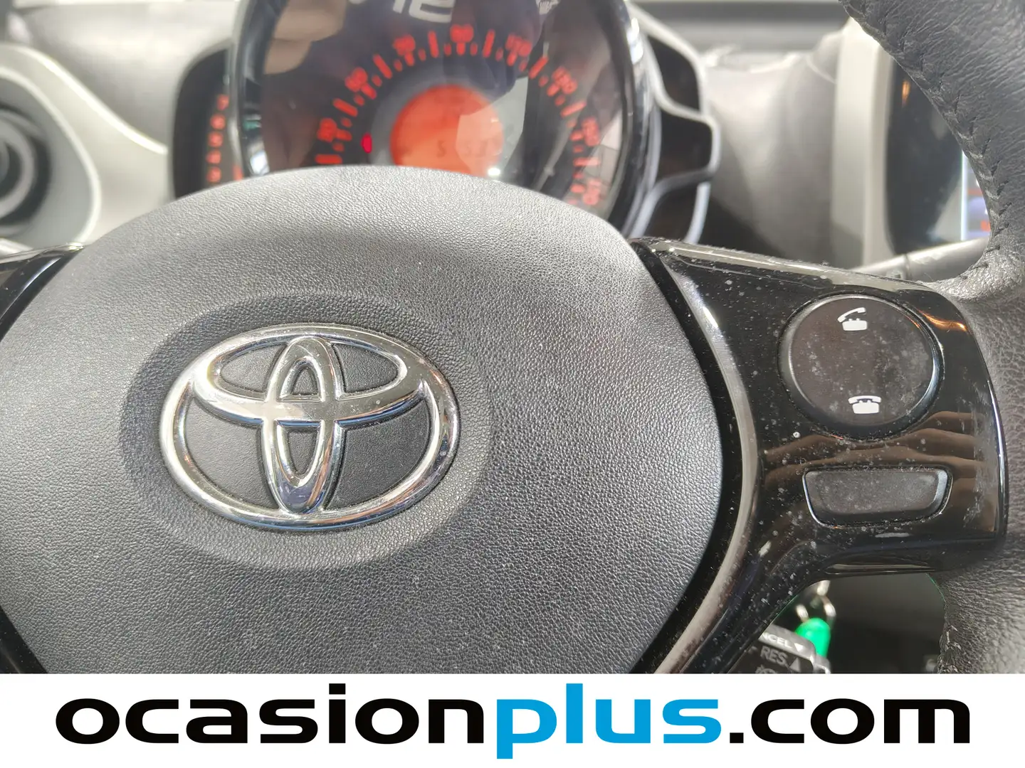 Foto Toyota Aygo Toyota Aygo 1.0 VVT-i x-play (69 CV)