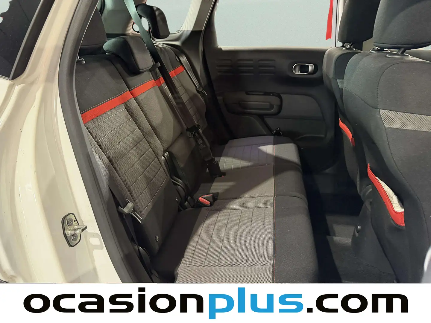 Foto Citroën C3 Aircross Citroen C3 Aircross PureTech 110 S&S Shine EAT6 (110 CV)