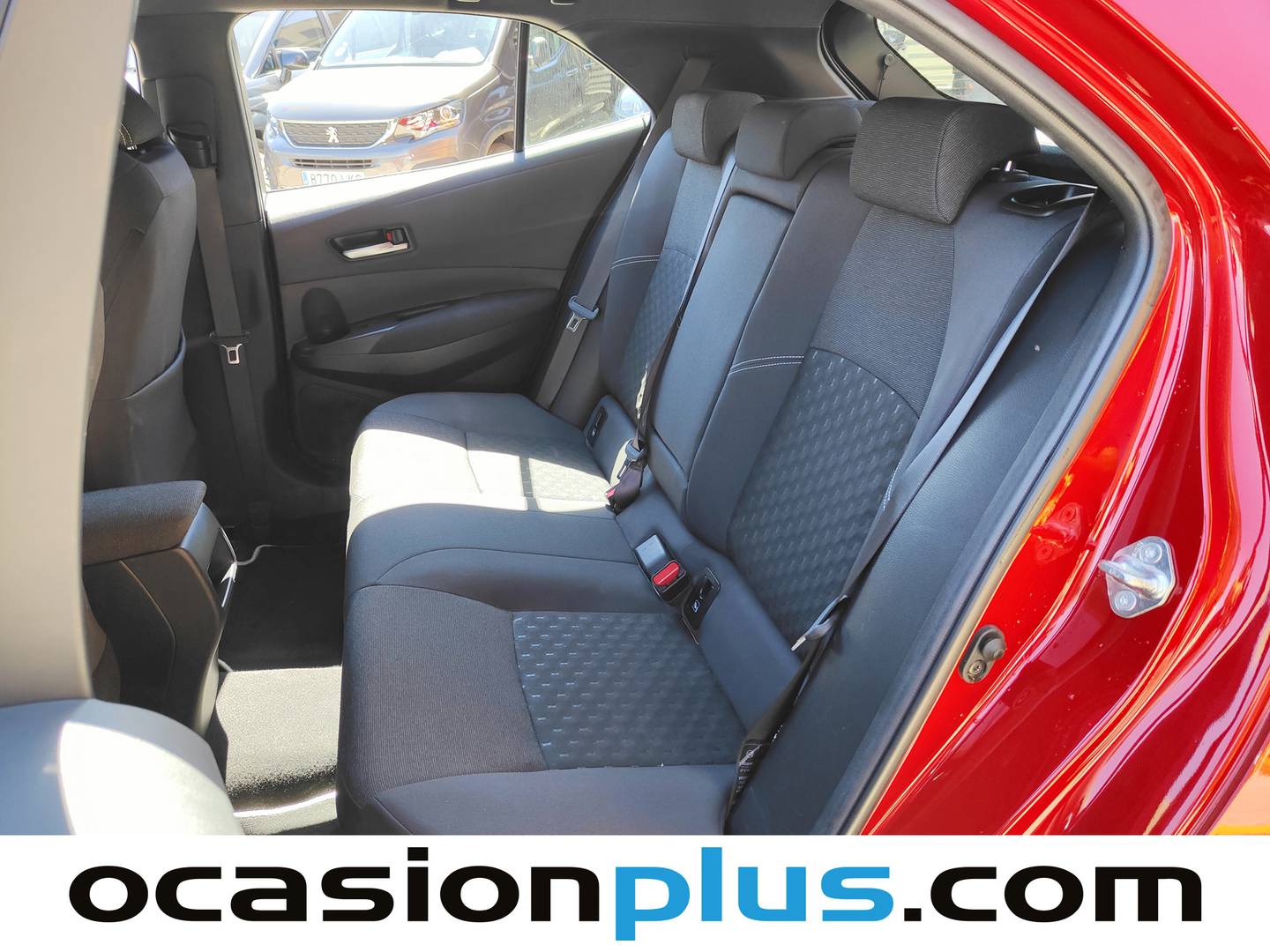 Foto asientos traseros Toyota Corolla Toyota Corolla 140H Active Plus (140 CV)