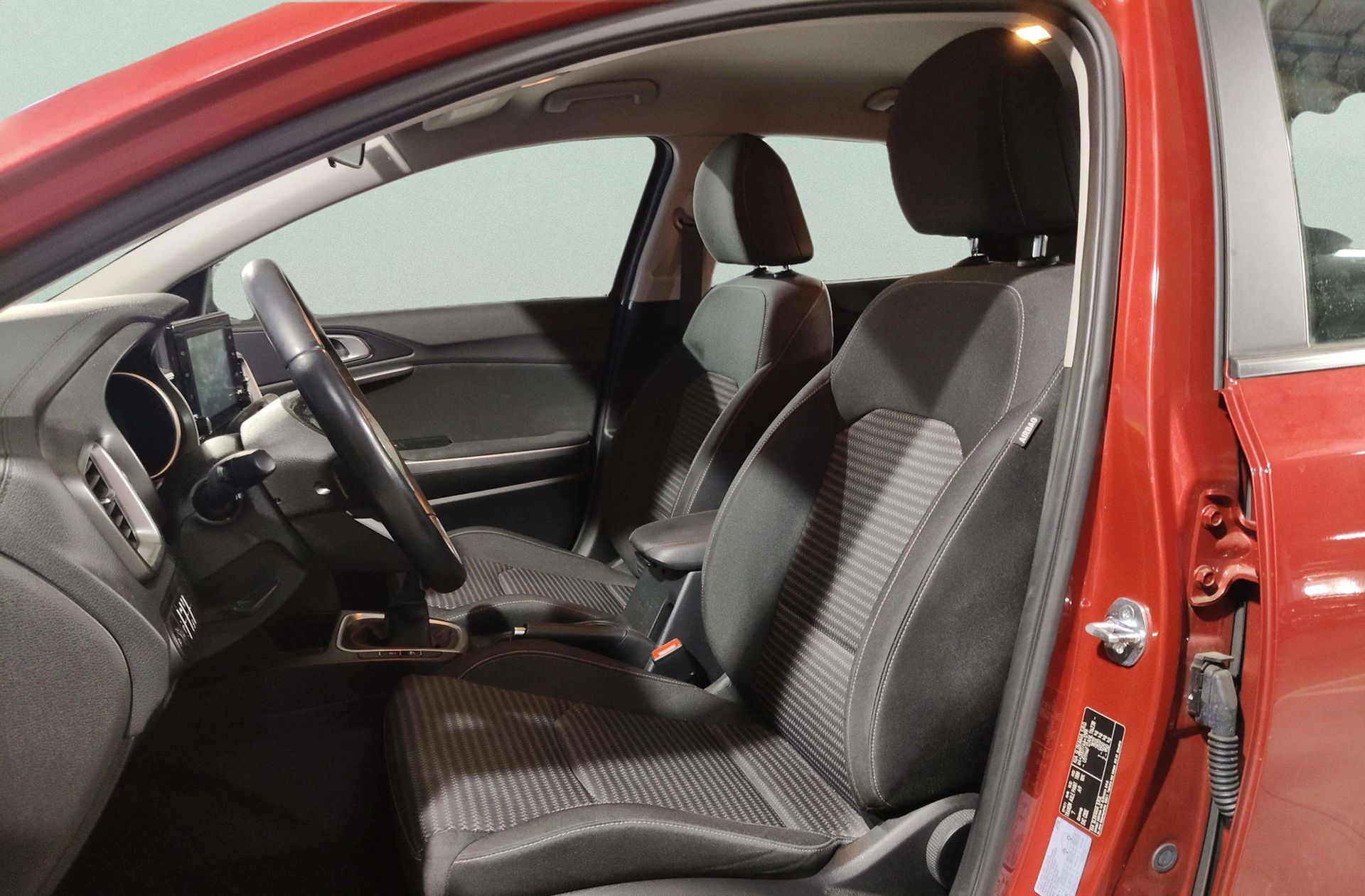Kia XCeed 1.0 T-GDi Drive - foto 12