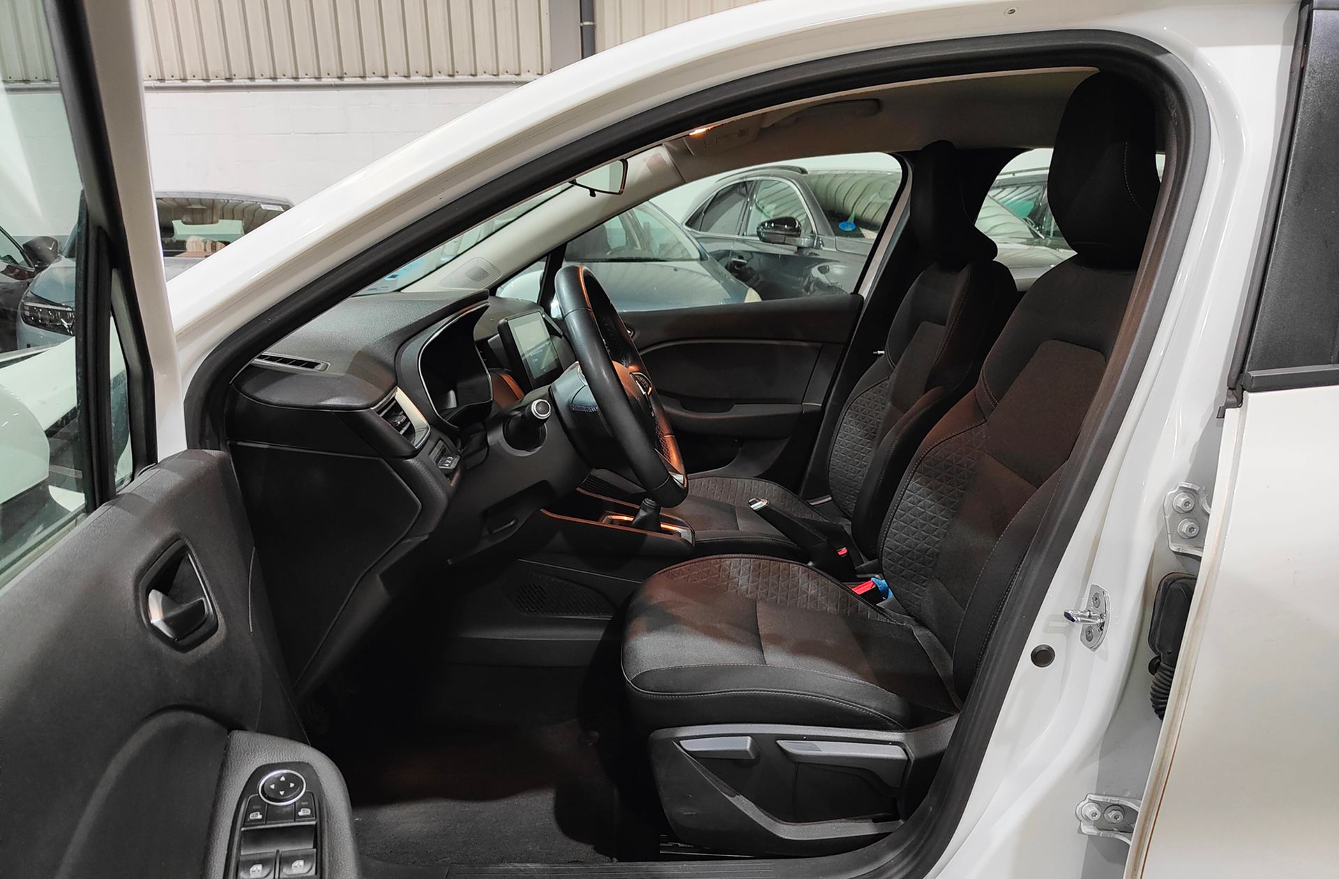 Renault Clio Intens TCe - foto 9