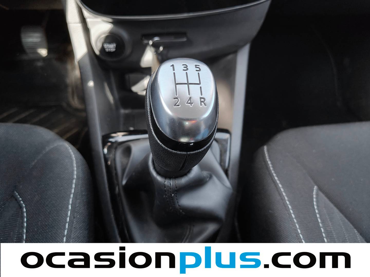 Renault Clio Renault Clio Limited 1.2 16v (75 CV) de segunda mano
